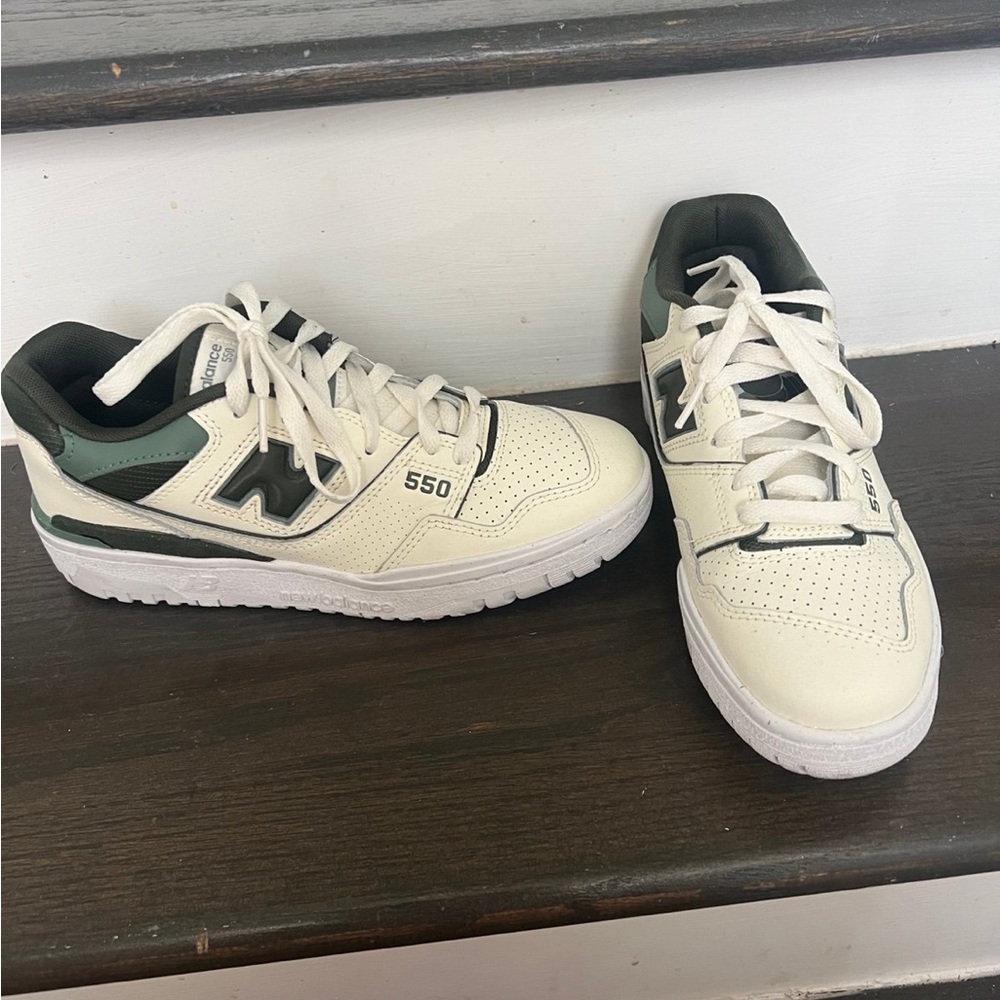 New balance 550 women’s 8